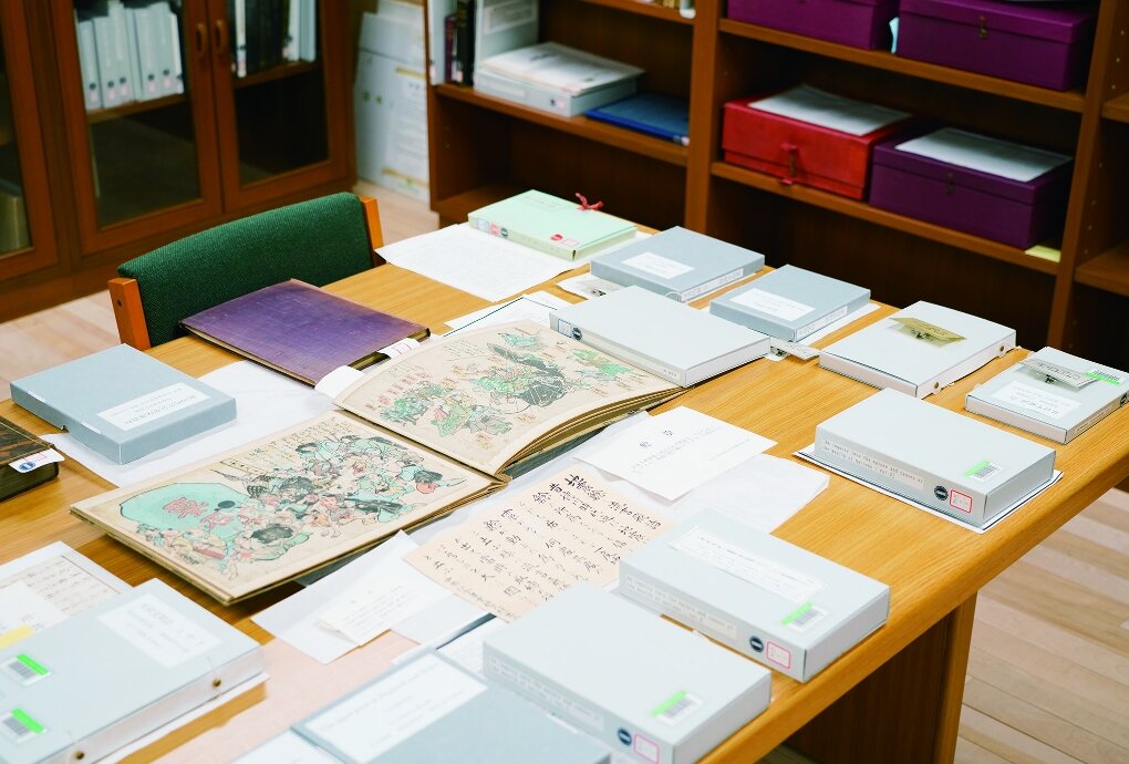 日本社会事業大学附属図書館 貴重図書室の内観