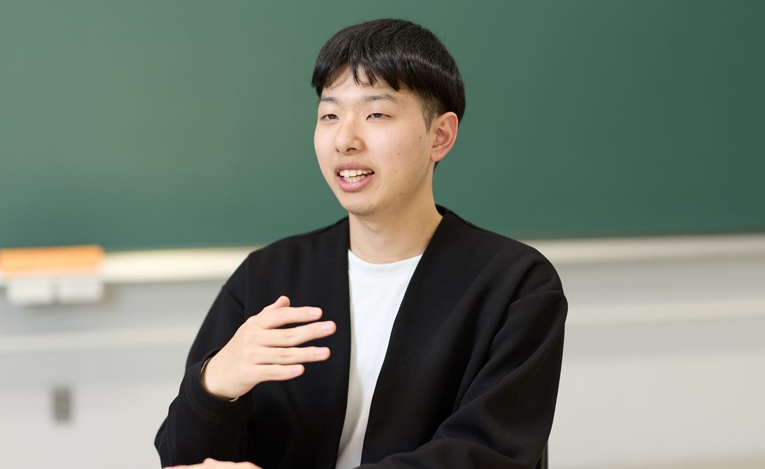 桑原 航希 さん
