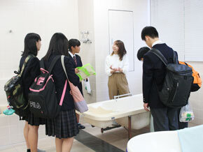 東京都立若葉総合高等学校の見学会を実施