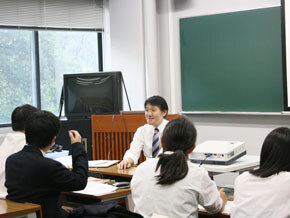 東京都立若葉総合高等学校の見学会を実施