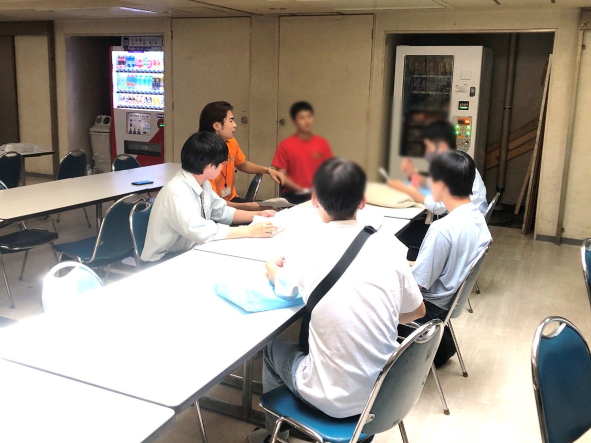 学生寮見学